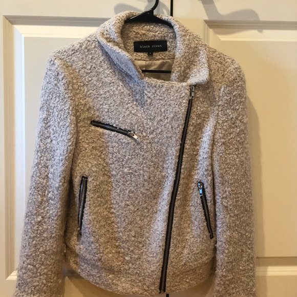 Black Rivet Textured Jacket - Picture 3 of 3